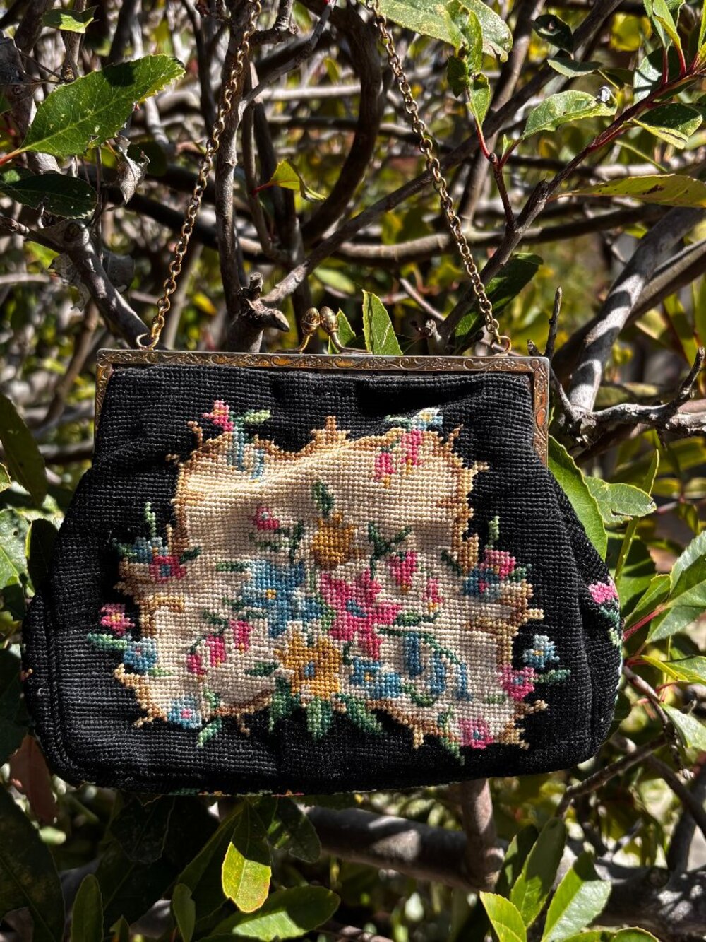 Needlepoint black floral evening vintage purse with chain